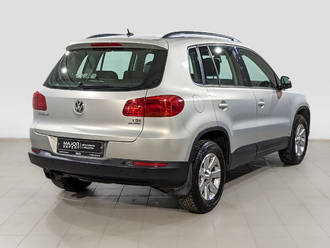 фото Volkswagen Tiguan I 2012