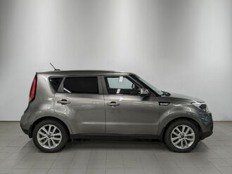 фото Kia Soul II 2018