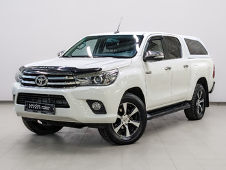 фото Toyota Hilux VIII 2017