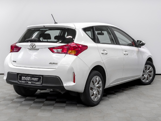 фото Toyota Auris II 2013