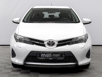 фото Toyota Auris II 2013