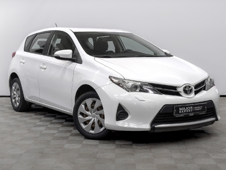 фото Toyota Auris II 2013