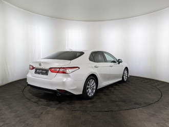фото Toyota Camry VIII 2019
