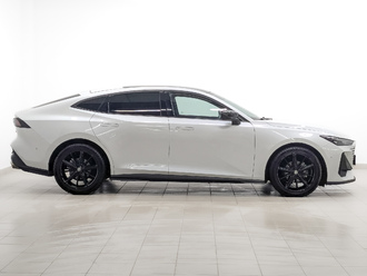 фото Changan UNI-V 2023