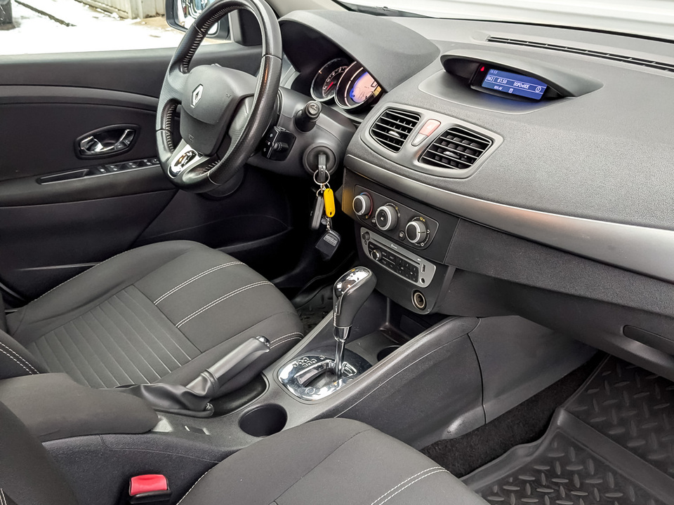 Renault Fluence с пробегом в автосалоне Форис Авто