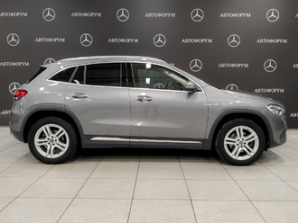 фото Mercedes-Benz GLA (H247) 2020