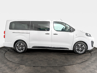 фото Opel Zafira Life 2021