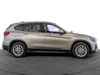 фото BMW X1 (F48) 2022