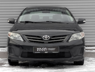 фото Toyota Corolla X 2012