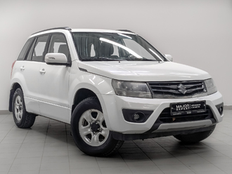 фото Suzuki Grand Vitara II 2013