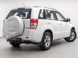 фото Suzuki Grand Vitara II 2013