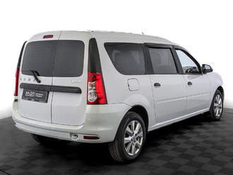 фото Lada Largus 2024