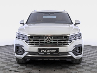 фото Volkswagen Touareg III 2019