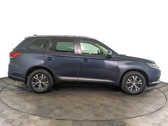 фото Mitsubishi Outlander III 2019