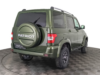 фото УАЗ Patriot 2025