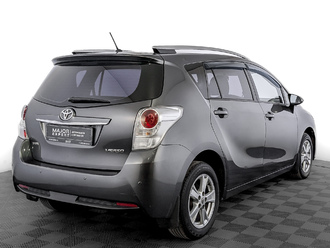 фото Toyota Verso I 2013