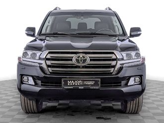 фото Toyota Land Cruiser 200 2015