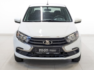 фото Lada Granta II 2025