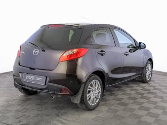 фото Mazda 2 (DE) 2012