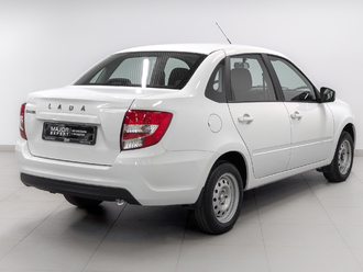 фото Lada Granta II 2025