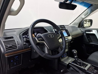 фото Toyota Land Cruiser Prado 150 2018