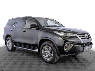 фото Toyota Fortuner II 2018
