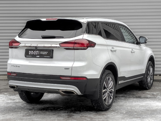 фото Geely Atlas Pro 2024