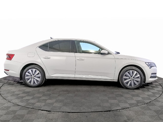 фото Skoda Superb III 2021