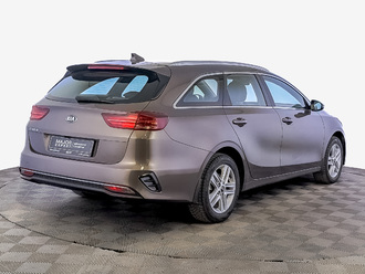 фото Kia Ceed III 2021