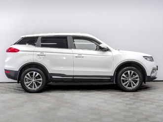 фото Geely Atlas 2021