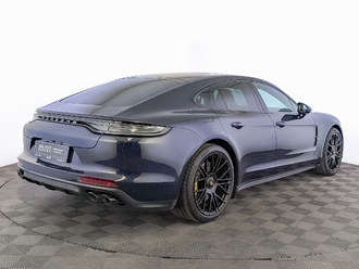фото Porsche Panamera II 2022