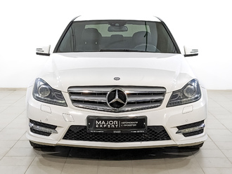 фото Mercedes-Benz C (W/S204) 2013
