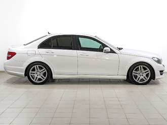 фото Mercedes-Benz C (W/S204) 2013
