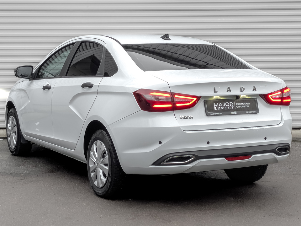 Lada Vesta с пробегом в автосалоне Форис Авто