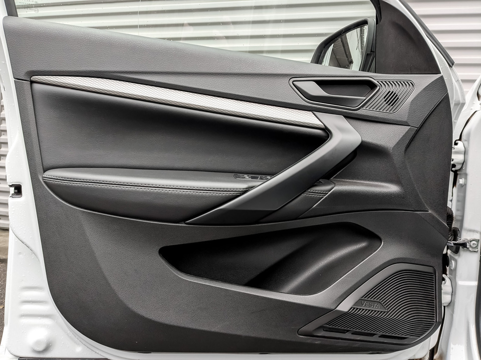 Lada Vesta с пробегом в автосалоне Форис Авто