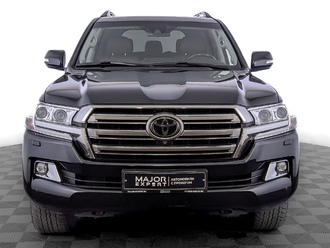фото Toyota Land Cruiser 200 2017