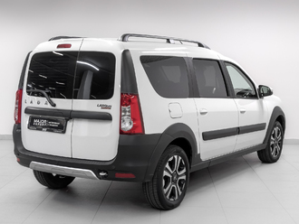 фото Lada Largus 2025