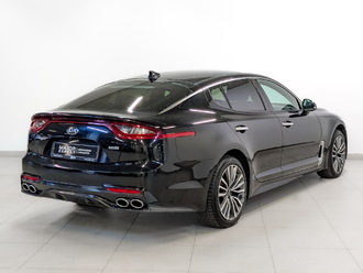 фото Kia Stinger I 2018