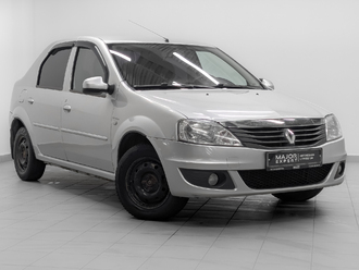 фото Renault Logan 2012