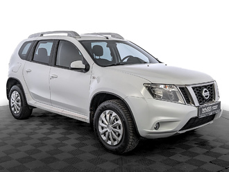 фото Nissan Terrano D10 2014