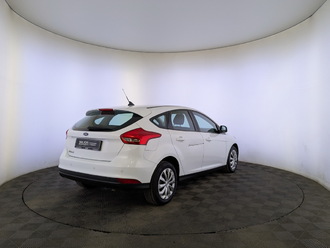 фото Ford Focus III 2017