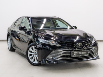 фото Toyota Camry VIII 2019