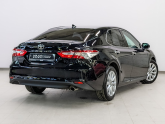 фото Toyota Camry VIII 2019