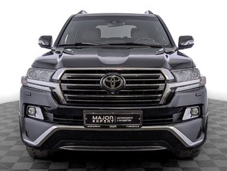 фото Toyota Land Cruiser 200 2017