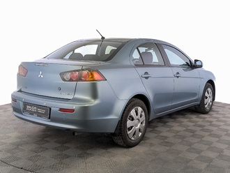 фото Mitsubishi Lancer X 2011