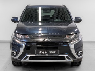 фото Mitsubishi Outlander III 2021