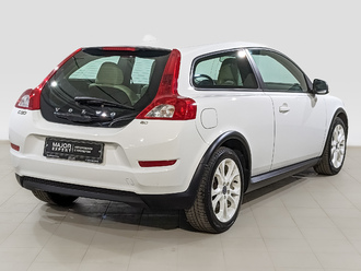 фото Volvo C30 2011