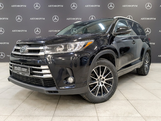 фото Toyota Highlander III 2018