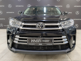 фото Toyota Highlander III 2018
