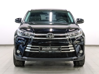 фото Toyota Highlander III 2018